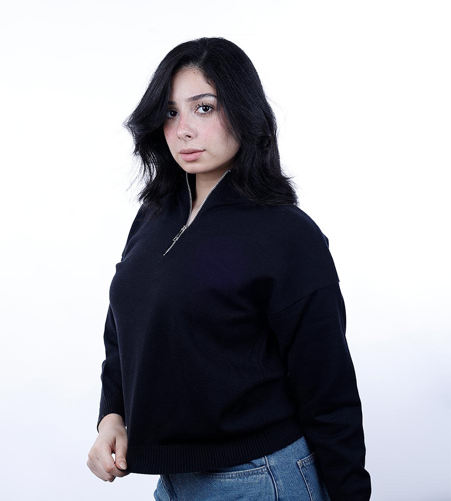 بلوزة نصف سوستة