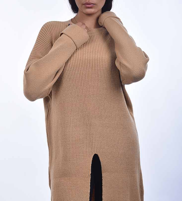 بلوزة تريكو واسعة