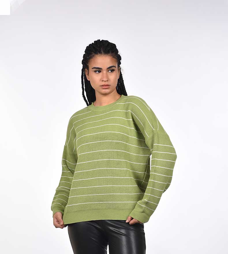 Striped knited pullover