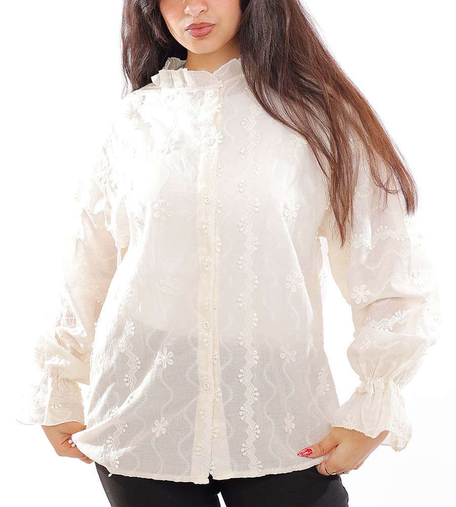 Cotton blouse embroidered with roses
