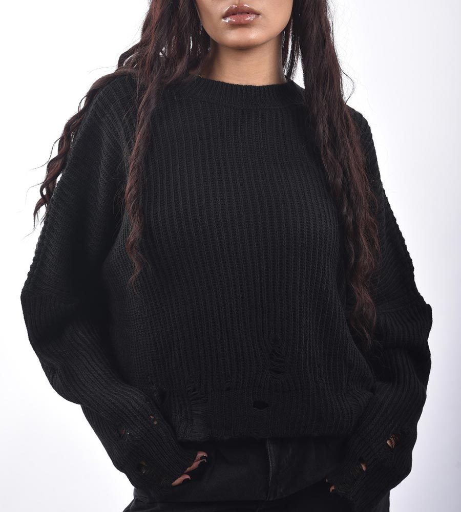 بلوزة تريكو طويلة