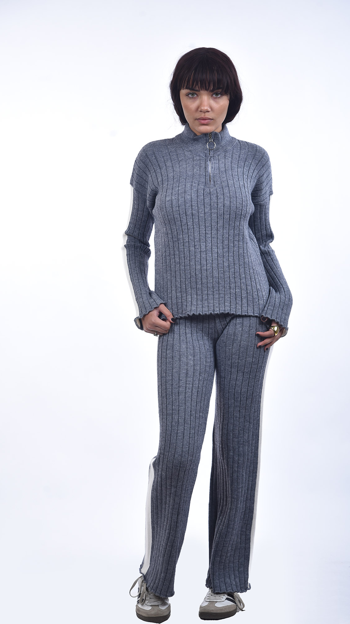 knitwear suit ( collar & zipper)
