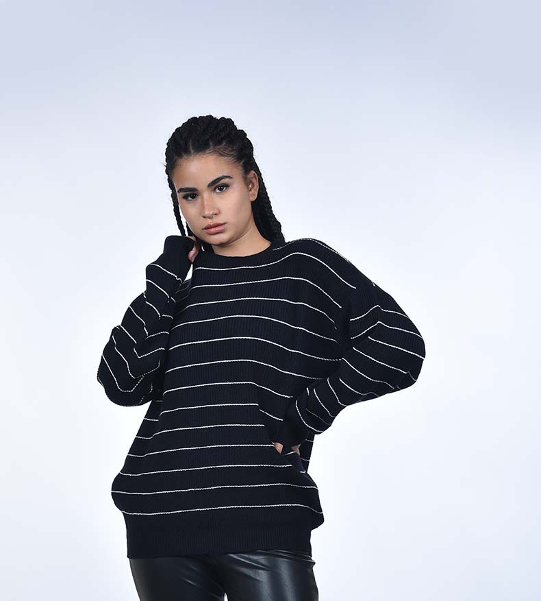 Striped knited pullover