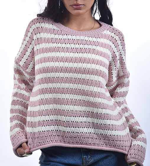 بلوفر تريكو بخطوط ملونة