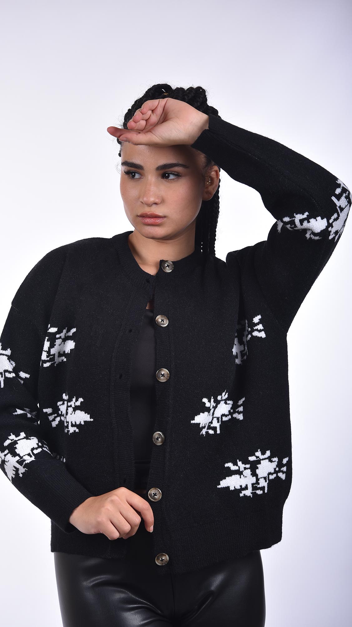 Knitted cardigan ( buttons)