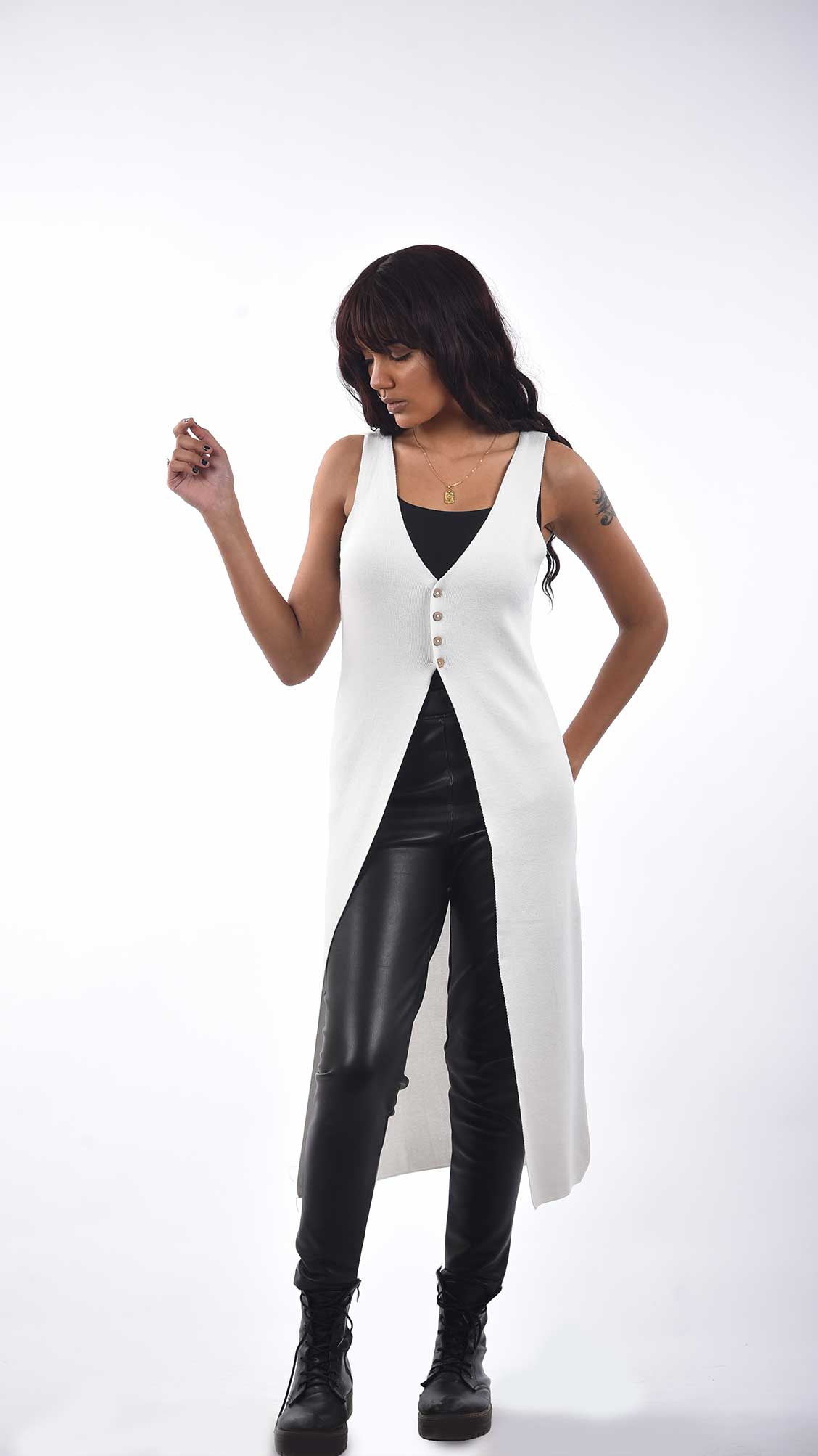 كارديجان تريكو طويل بدون أكمام