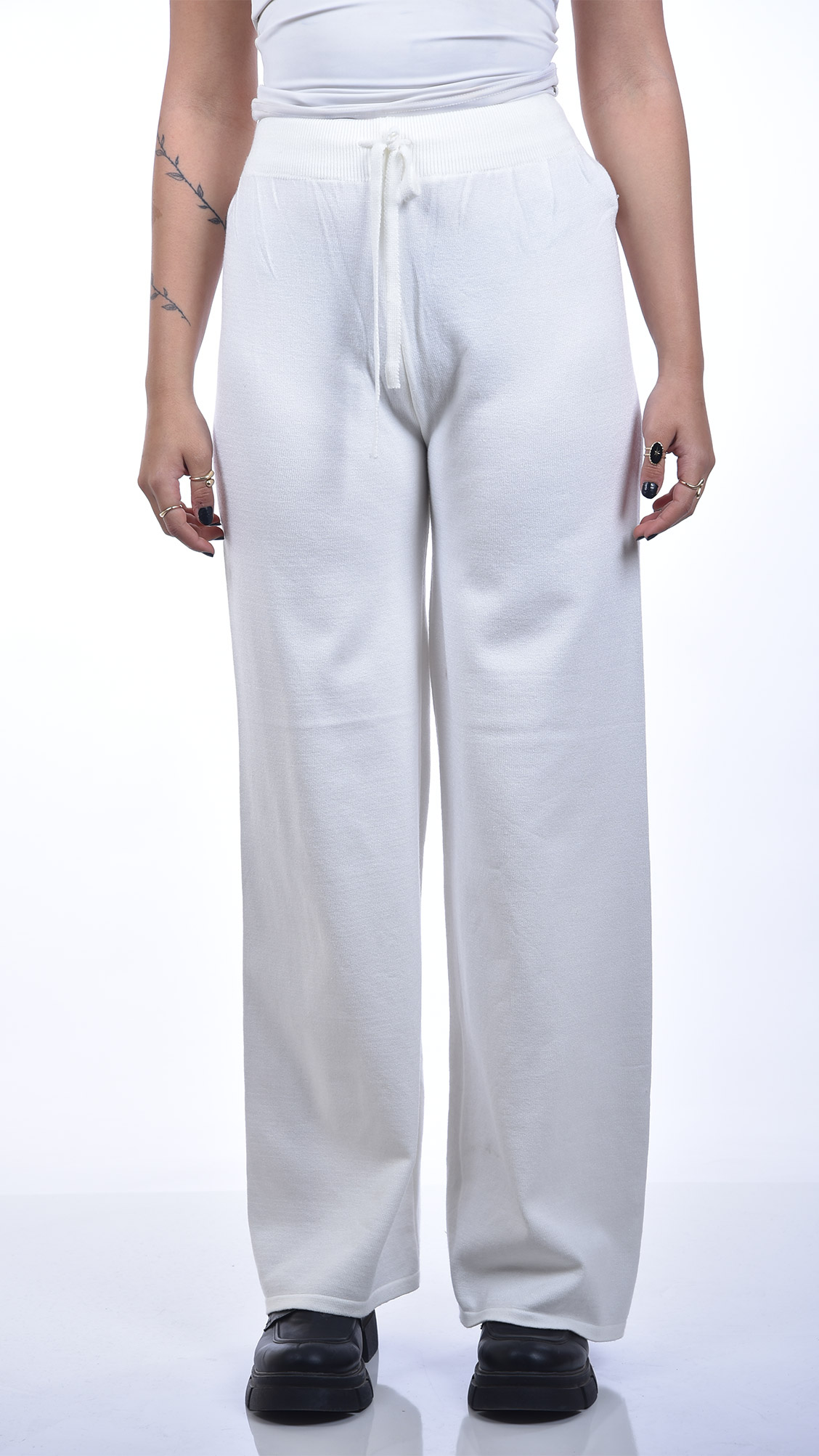 بنطلون تريكو