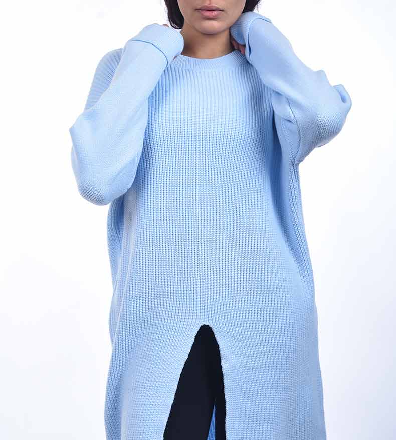 بلوزة تريكو واسعة