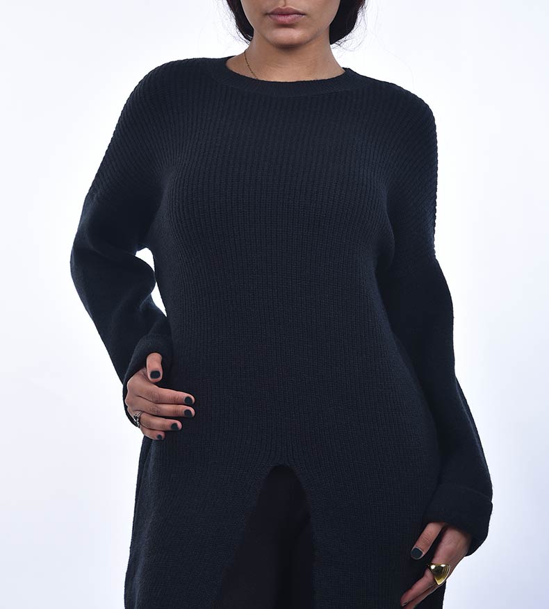 بلوزة تريكو واسعة